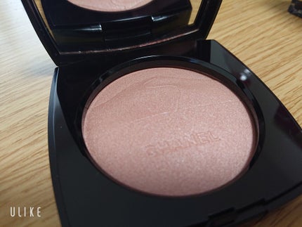 エクラ ドゥ デゼール/CHANEL/プレストパウダーを使ったクチコミ(2枚目)