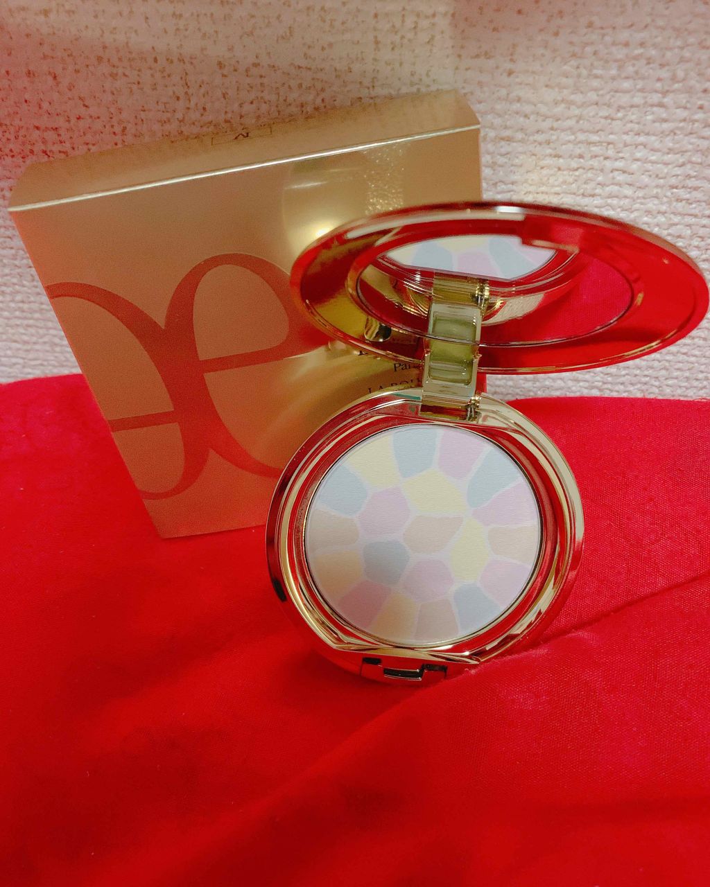 ラ プードル オートニュアンス/Elégance/プレストパウダーを使ったクチコミ（2枚目）