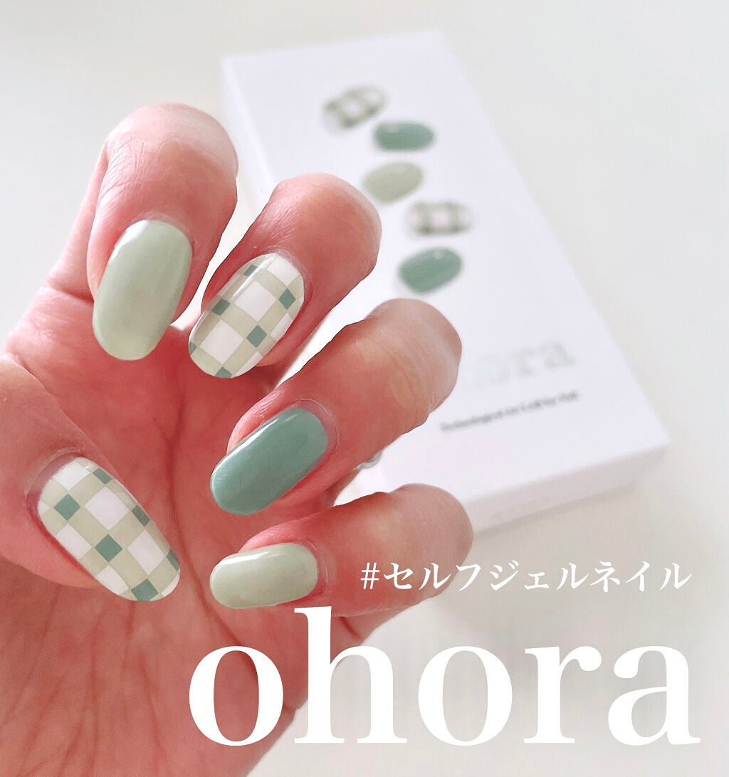みーきです。 on LIPS 「今月のオホーラネイル💚春を先取りのギンガムチェック×グリーン♡..」(1枚目)