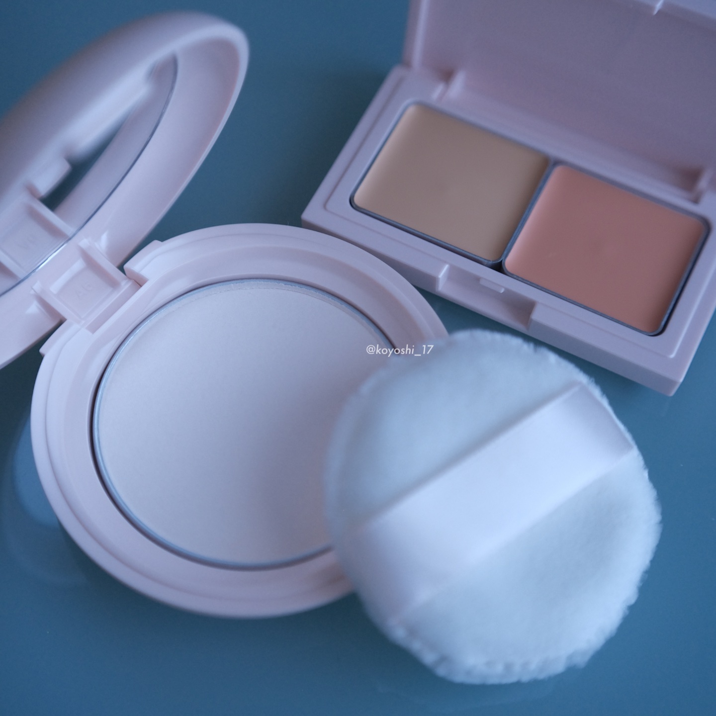 #プロモーション _エテュセ もうすぐ全国発売の新作ベースメイクを試したよ🌿
 ••┈┈┈┈┈┈┈••
 エテュセ スキンケアパウダー（プレスト） 2,640円 エテュセ スキンフィット カバーコンシーラー 2,750円
 ••┈┈┈┈┈