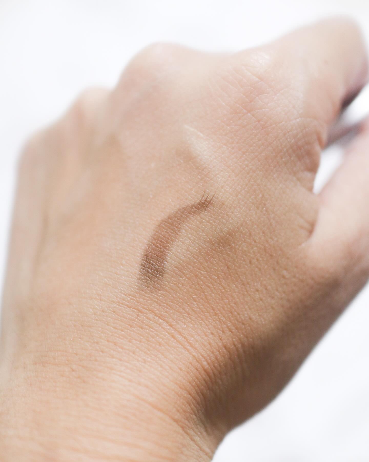 ウルトラキープアイブロウペン グレイッシュブラウン/メイクプロポーション/眉ティントを使ったクチコミ（3枚目）