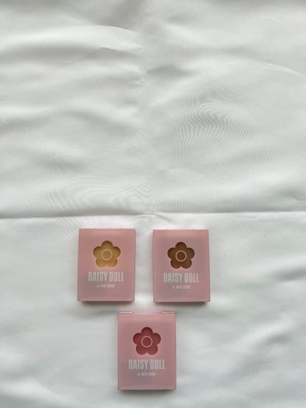 パウダーブラッシュ/DAISY DOLL by MARY QUANT/パウダーチークを使ったクチコミ(2枚目)