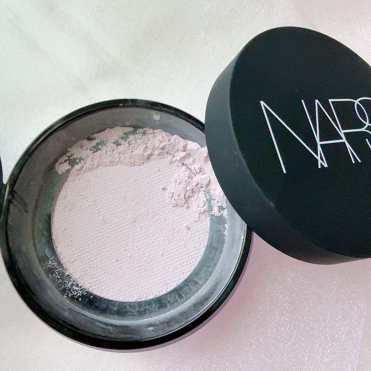 NARS ライトリフレクティング プリズマティックパウダー ルース/NARS/ルースパウダーを使ったクチコミ(1枚目)