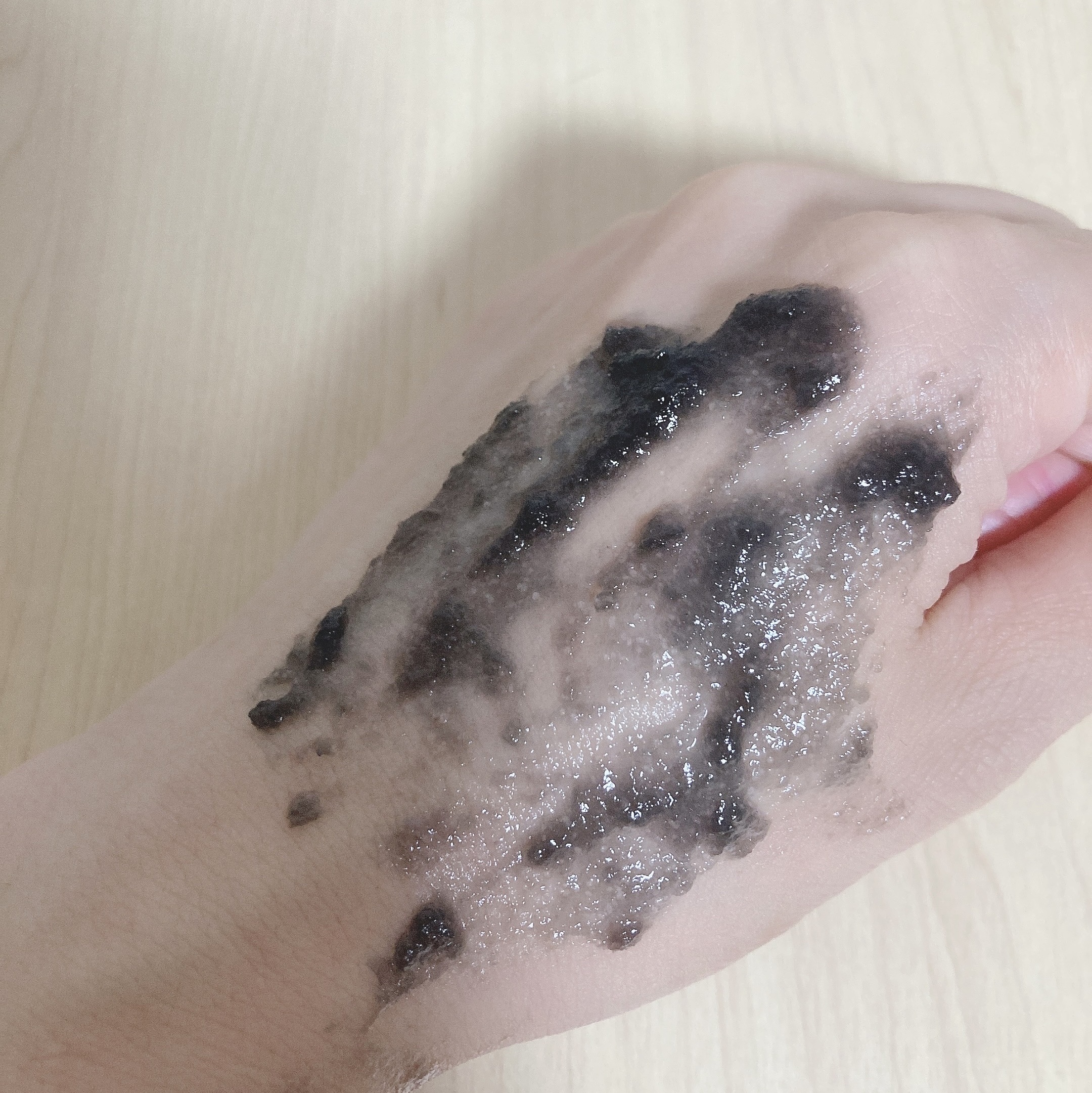 BLACK JELLY WASH（ブラックジェリーウォッシュ）/PLUEST/その他洗顔料を使ったクチコミ（2枚目）