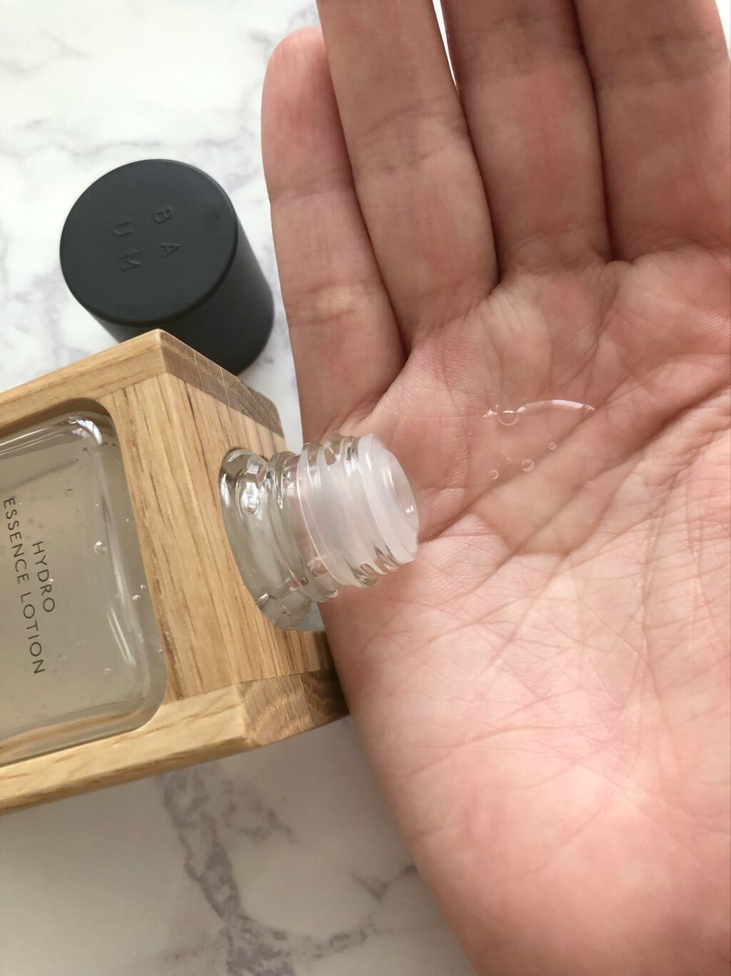 BAUM ハイドロ エッセンスローションのクチコミ「とても気になっていた商品！

今回はアットコスメさまから頂きました。



なかなかこんなオシ.....」（3枚目）