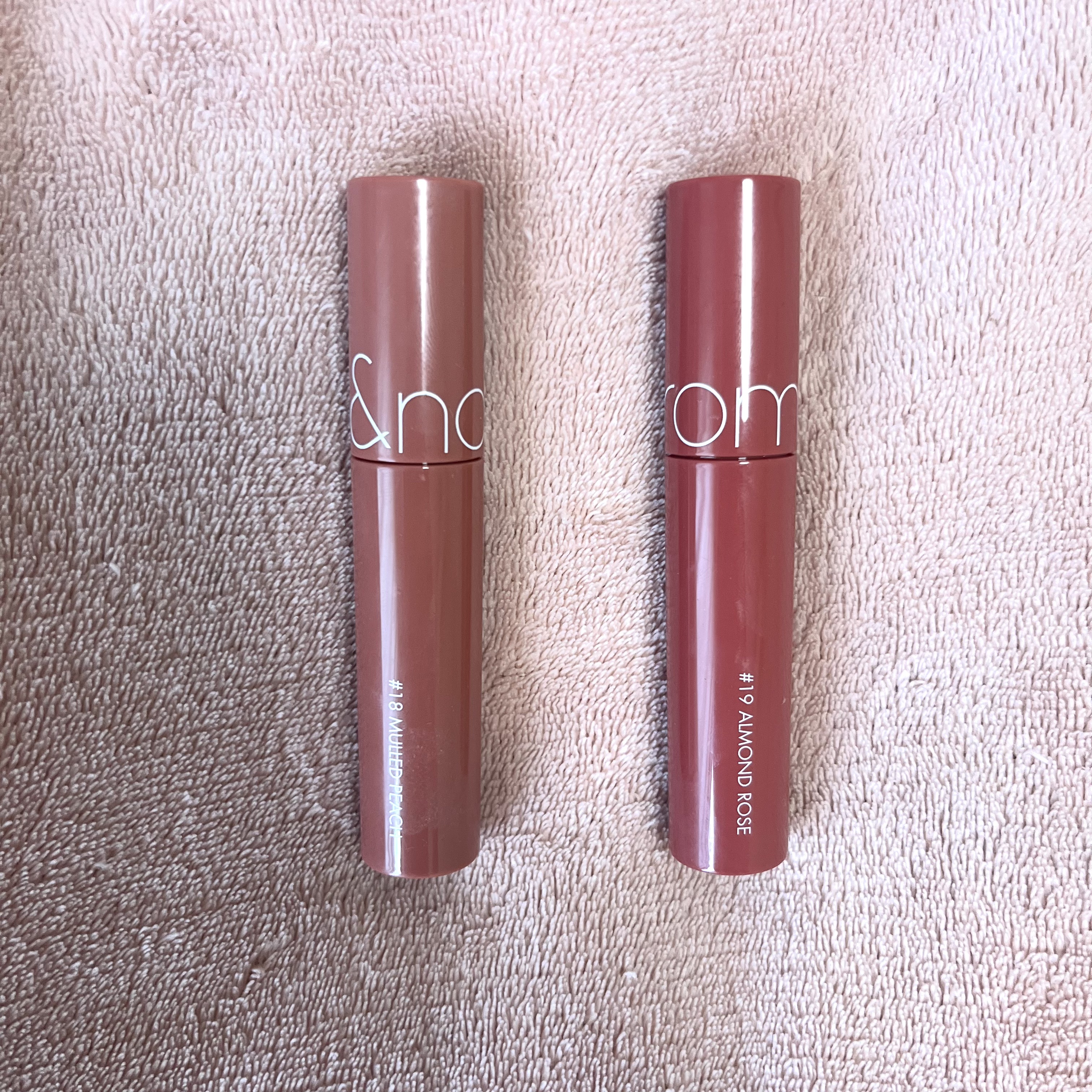 ジューシーラスティングティント/rom&nd/リップティントを使ったクチコミ（1枚目）