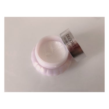 DECORTÉ プリム ラテ クリームのクチコミ「COSME DECORTE
プリム ラテ クリーム
40g ¥4,950-
---------.....」（3枚目）