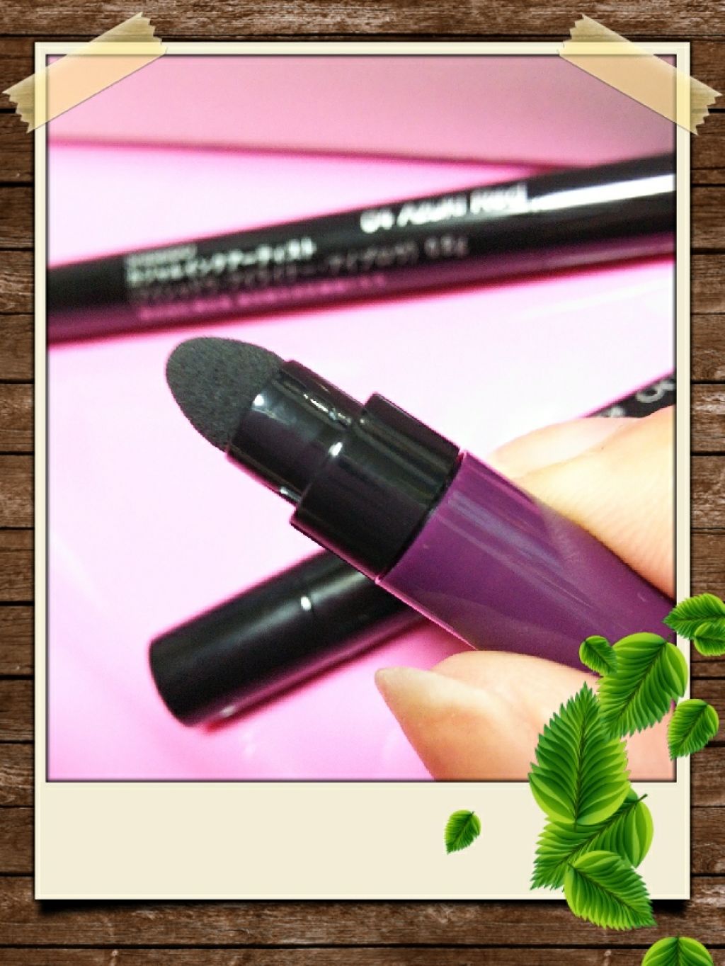 カジャルインクアーティスト 04 Azuki Red/SHISEIDO/スティックアイシャドウを使ったクチコミ（3枚目）