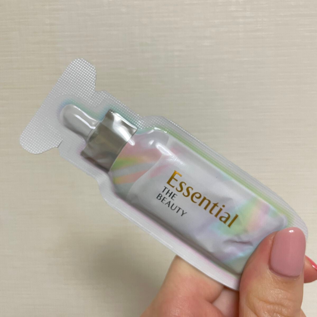 ザビューティ うるツヤチャージヘアパック/エッセンシャル/ヘアマスク・ヘアパックを使ったクチコミ(2枚目)