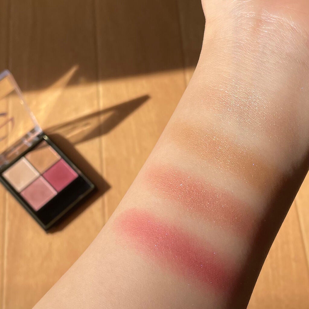 リアルクローズシャドウ/excel/アイシャドウパレットを使ったクチコミ(3枚目)