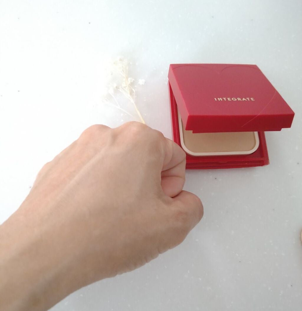 プロフィニッシュファンデーション/インテグレート/パウダーファンデーションを使ったクチコミ(2枚目)
