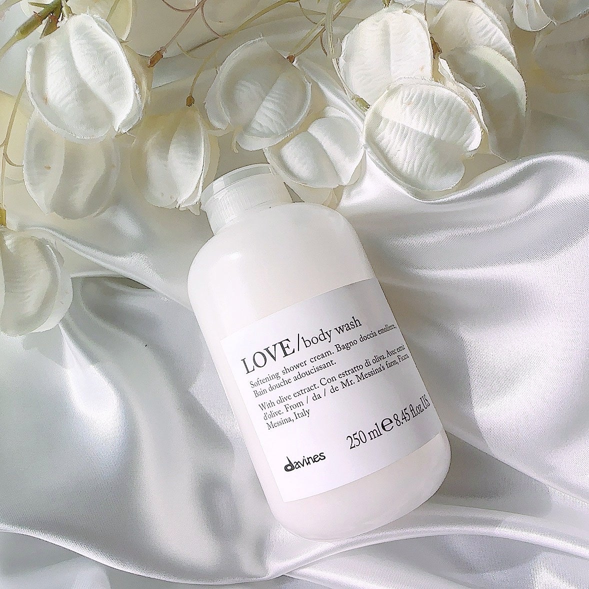 sayaca on LIPS 「LOVEシリーズの香りが好きすぎて買うと決めてたやつ〜🫶🏻✨数..」(1枚目)