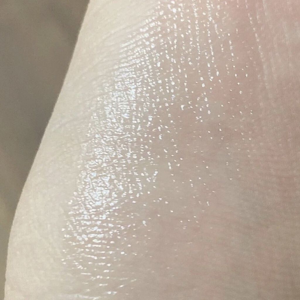 ラプソリュ ルージュ ラ バーズ/LANCOME/リップクリームを使ったクチコミ（2枚目）