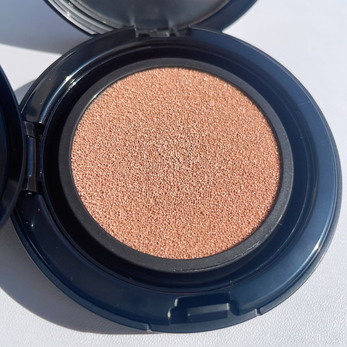 試してみた】リストロボモイストファンデーション/Lekarka | LIPS