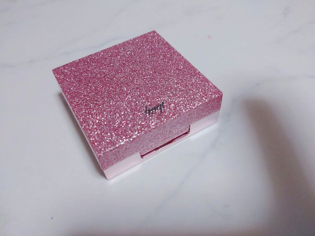 メタルリックキューブアイシャドウ/THE FACE SHOP/単色アイシャドウを使ったクチコミ（1枚目）