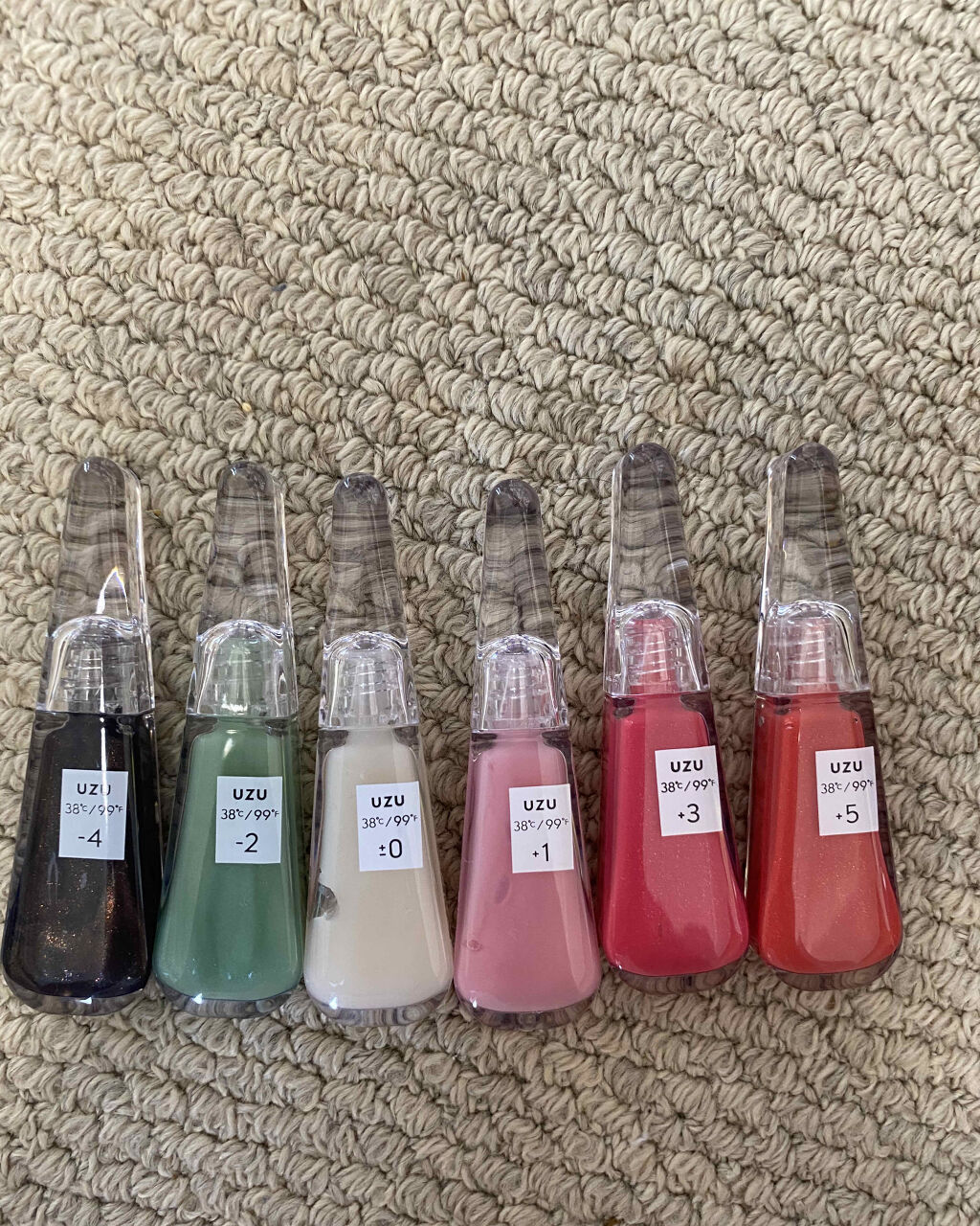 38°C / 99°F リップトリートメント (リップ美容液)/UZU BY FLOWFUSHI/リップケアを使ったクチコミ（1枚目）