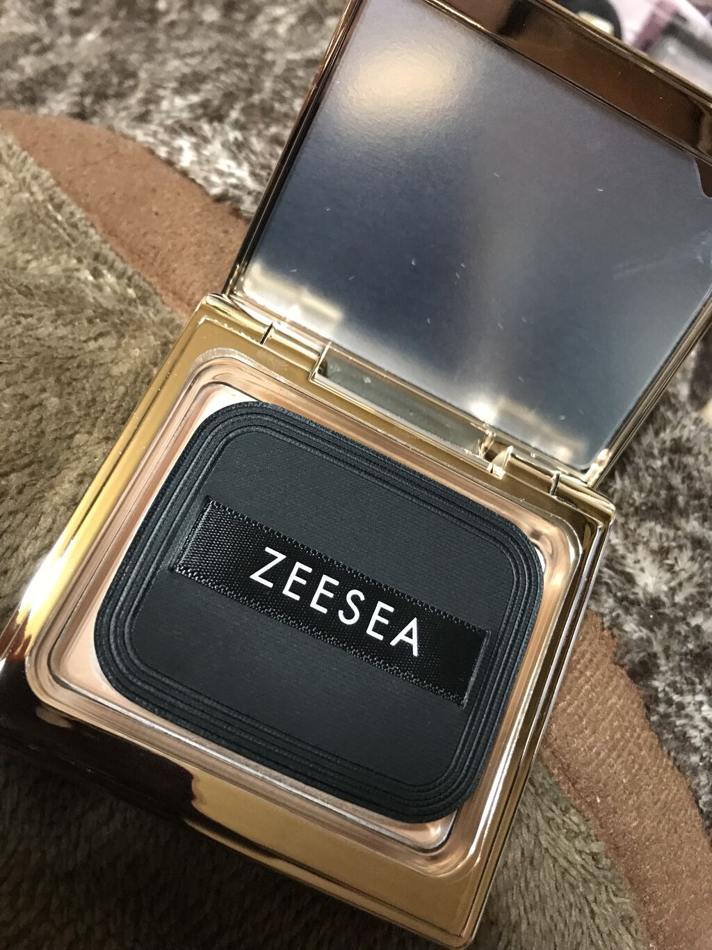 メタバースピンクシリーズ アストロダスト サワヤカシルキーパウダーファンデーション/ZEESEA/パウダーファンデーションを使ったクチコミ（3枚目）