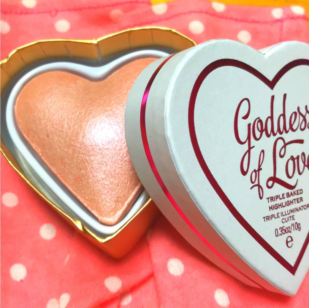 ハートハイライター ゴッデス オブ ラブ/MAKEUP REVOLUTION/パウダーハイライトを使ったクチコミ（1枚目）
