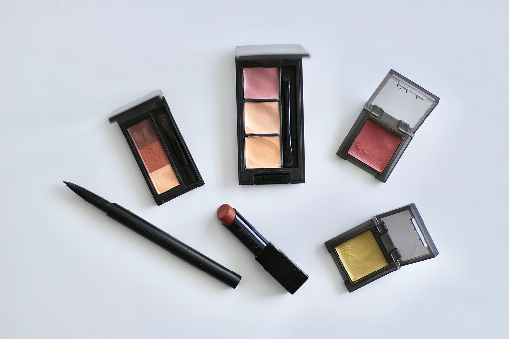 セルヴォーク インディケイトアイブロウパウダー/Celvoke/パウダーアイブロウを使ったクチコミ(2枚目)