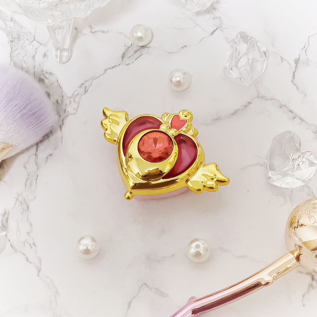 mapooh0131 on LIPS 「大人女子にはたまらないセーラームーンのコンパクトがモチーフのこ..」(2枚目)