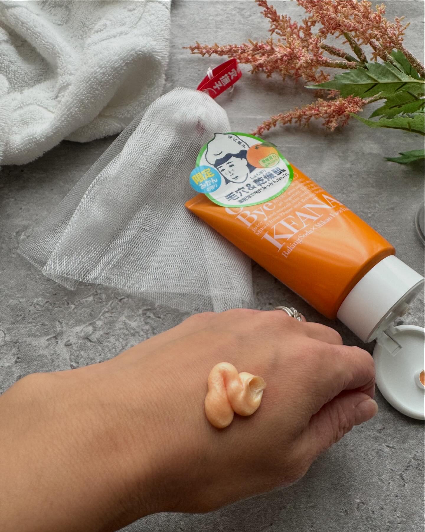 毛穴撫子　愛媛みかんの重曹泡洗顔/毛穴撫子/洗顔フォームを使ったクチコミ（2枚目）