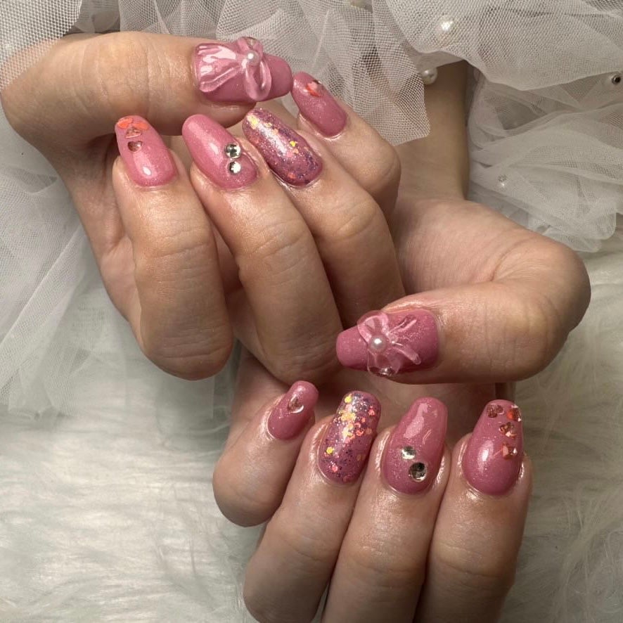 みゅん on LIPS 「nail🎀//こんにちは🌞今回はネイルを変えたのでデザインをご..」(1枚目)