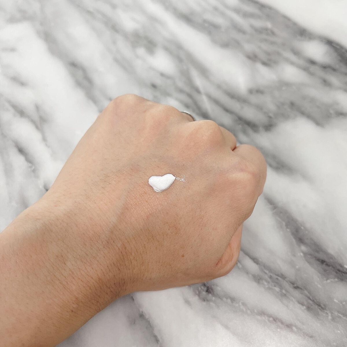 ティエヴィナファンデーション/DESTINO/パウダーファンデーションを使ったクチコミ(3枚目)