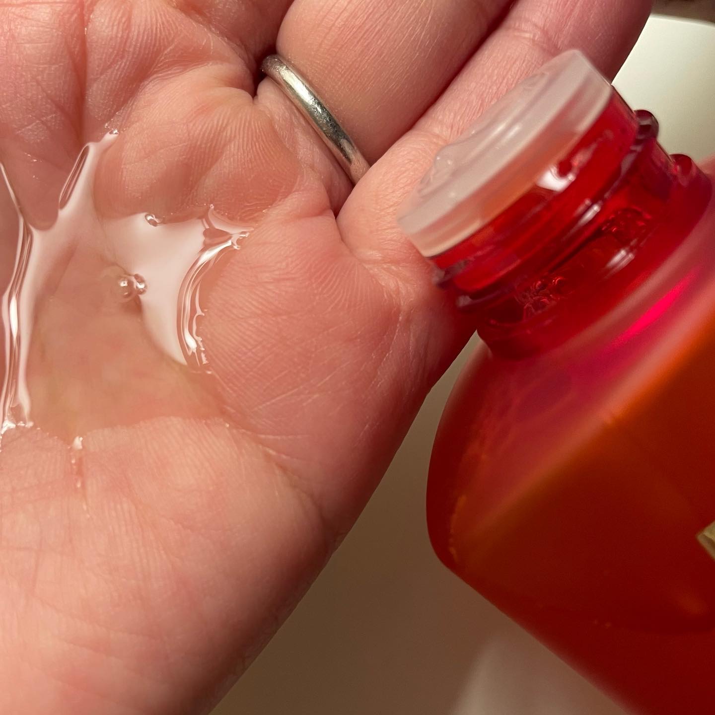 VC100エッセンスローション EX/ドクターシーラボⓇ/化粧水を使ったクチコミ（3枚目）