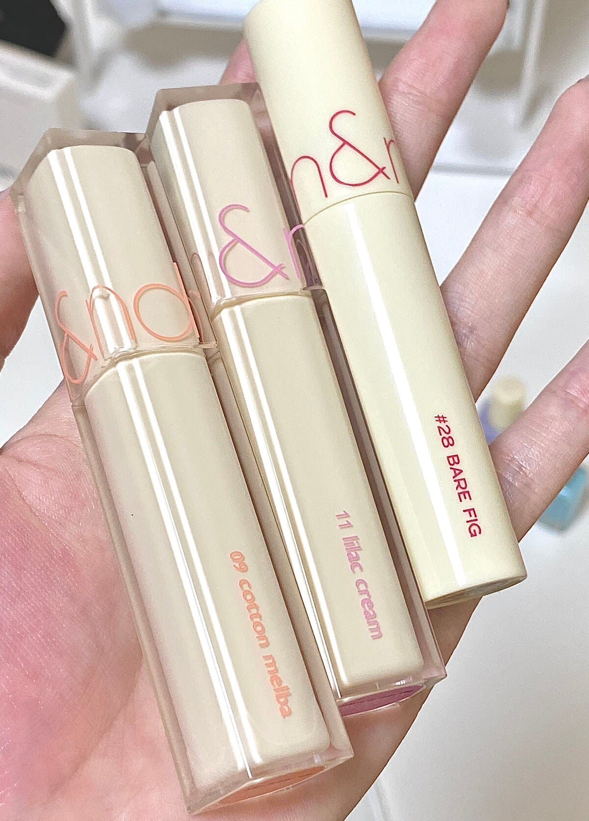 ジューシーラスティングティント/rom&nd/リップティントを使ったクチコミ(4枚目)