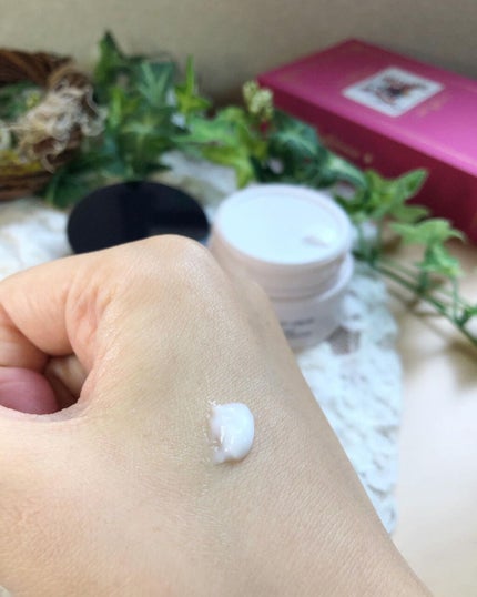 メディリフト ニードルリフトクリーム/YA-MAN TOKYO JAPAN/フェイスクリームを使ったクチコミ(4枚目)