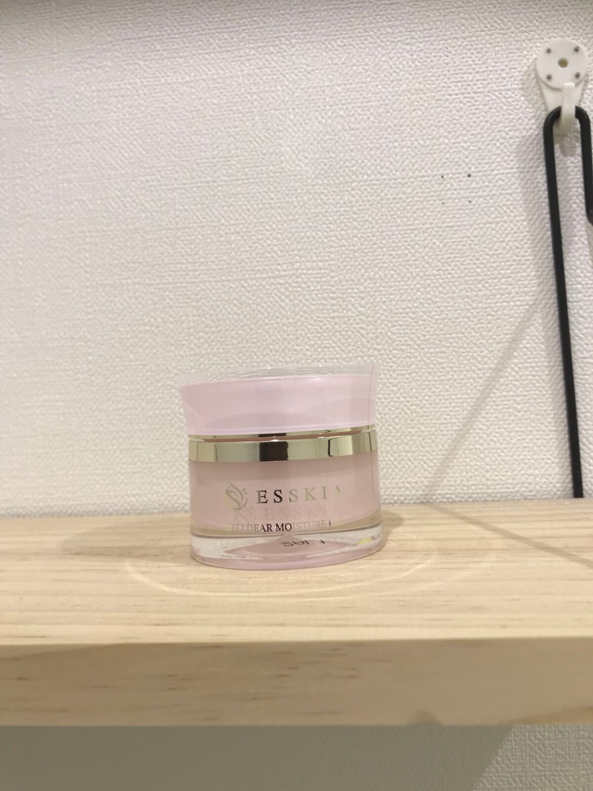 セルディアモイスチャーゲル/ESSKIA/美容液を使ったクチコミ(1枚目)