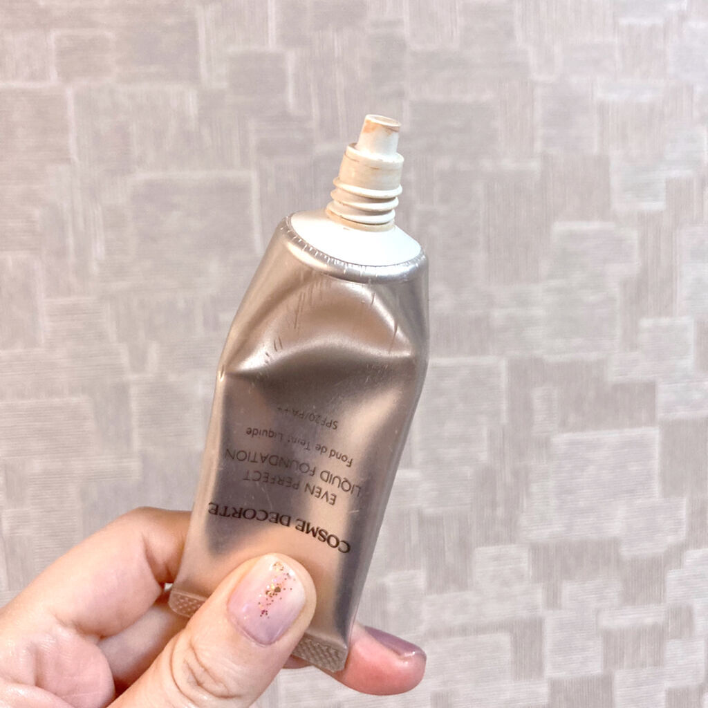 イーブンパーフェクト リキッドファンデーション 301 オークル/DECORTÉ/リキッドファンデーションを使ったクチコミ（3枚目）