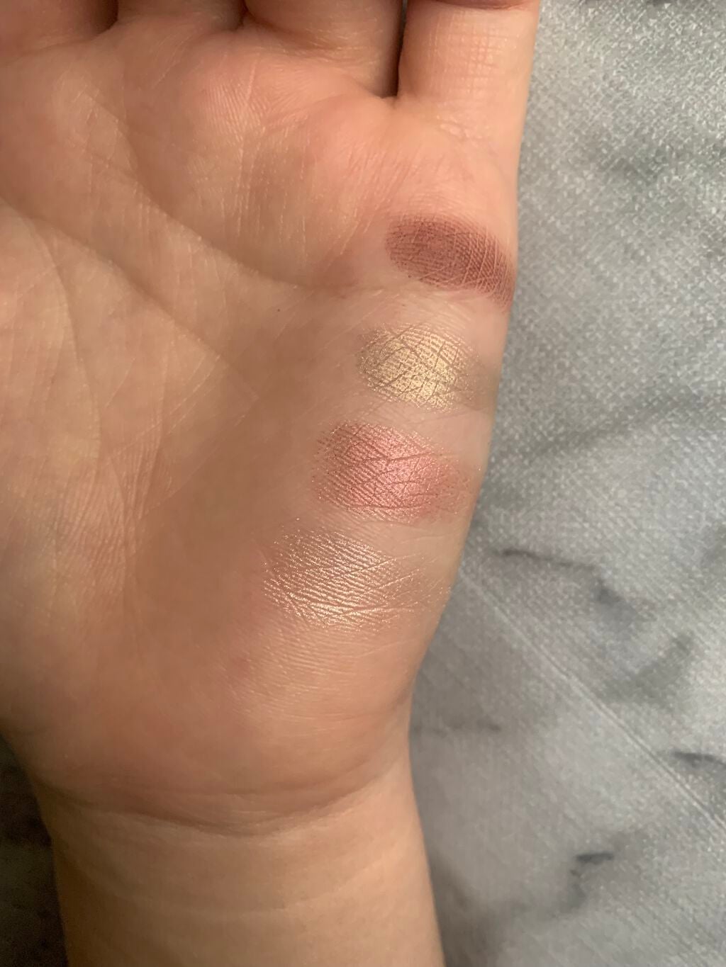 リラクシーアイシャドウ/GENE TOKYO/アイシャドウパレットを使ったクチコミ(4枚目)