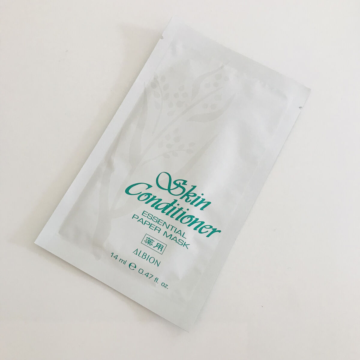 アルビオン 薬用スキンコンディショナー エッセンシャル ペーパーマスク E/ALBION/シートマスク・パックを使ったクチコミ（1枚目）