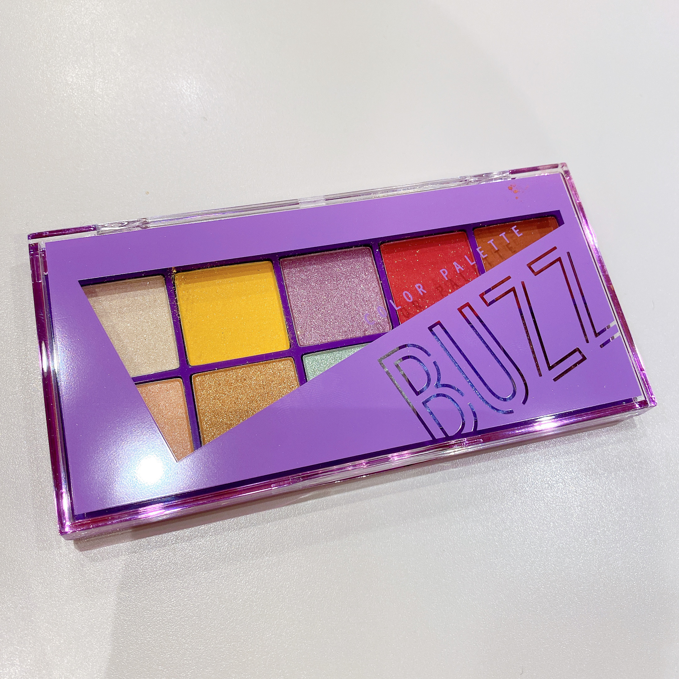 ＳＴバズカラーパレット オーバーナイト/BUZZ/アイシャドウパレットを使ったクチコミ（1枚目）