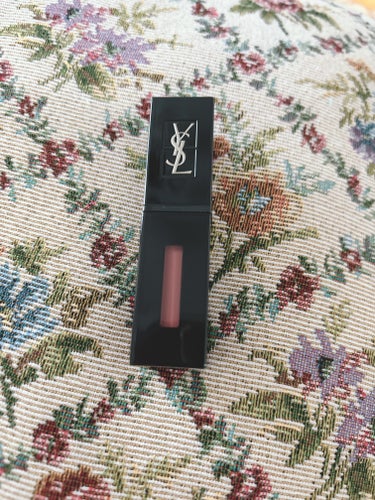 ルージュ ピュールクチュール ヴェルニ ヴィニルクリーム No.440 ローズプレイヤー/YVES SAINT LAURENT BEAUTE/口紅を使ったクチコミ（1枚目）