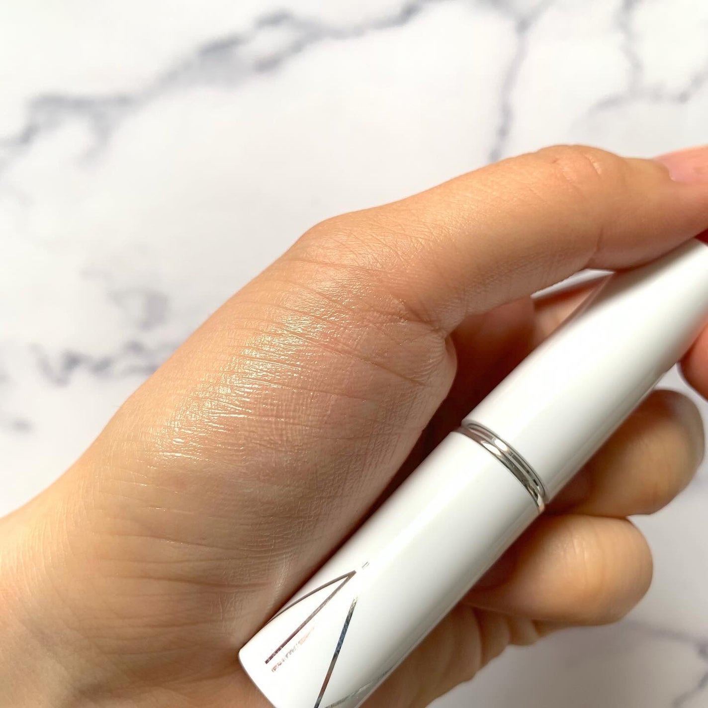 メラノエスケープショットCC/MiMC/日焼け止めスティックを使ったクチコミ(4枚目)