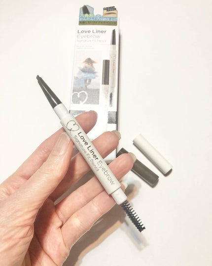 ラブ・ライナー シグネチャーフィットペンシル<アイブロウ>/ラブ・ライナー/アイブロウペンシルを使ったクチコミ(2枚目)