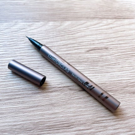 スキルレスライナー/LUMIURGLAS/リキッドアイライナーを使ったクチコミ(3枚目)