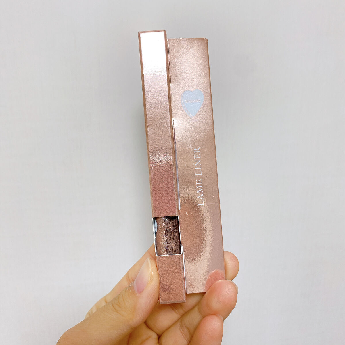 フーミー キララメライナー/WHOMEE/リキッドアイシャドウを使ったクチコミ（3枚目）