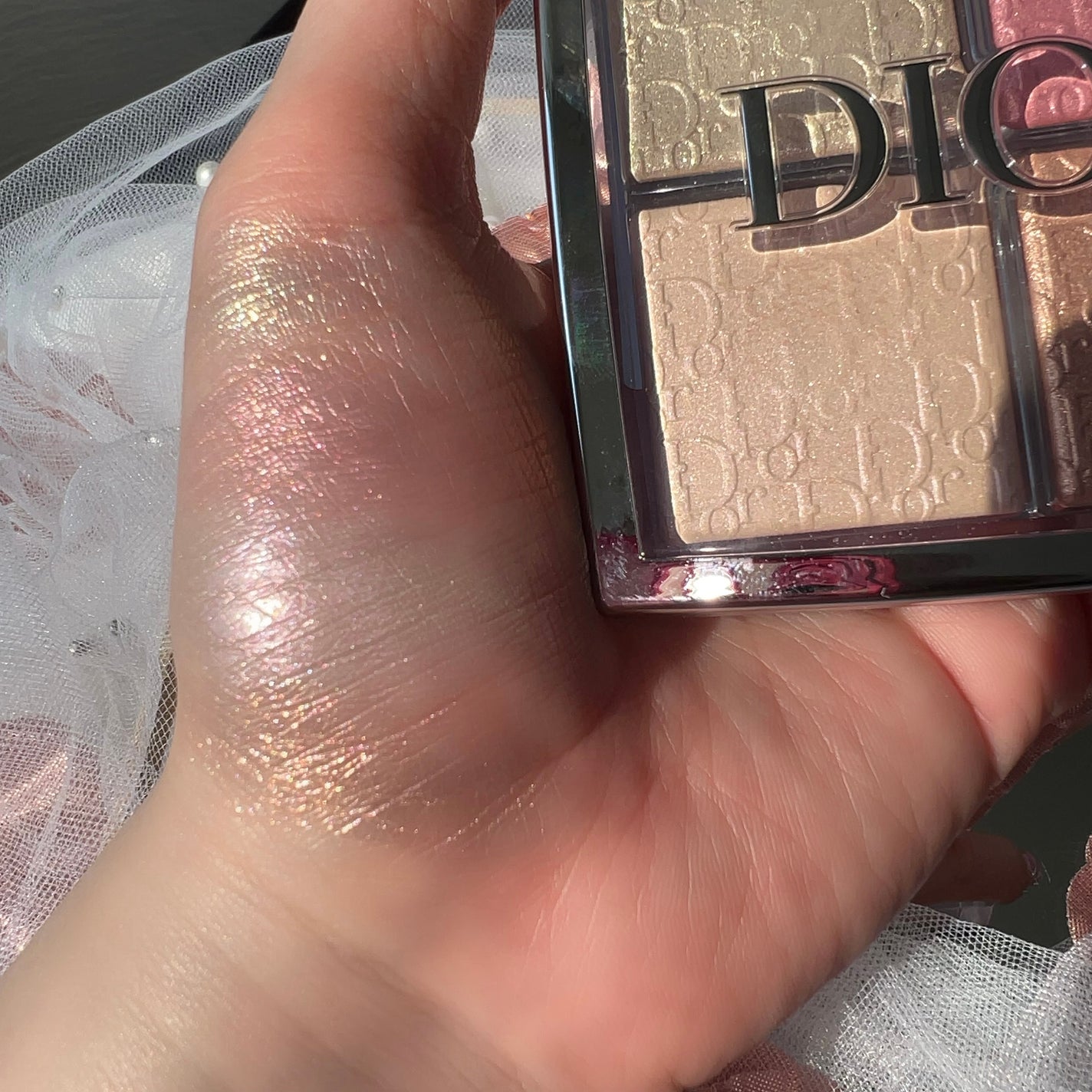 ディオール バックステージ フェイス グロウ パレット/Dior/ハイライトを使ったクチコミ(7枚目)