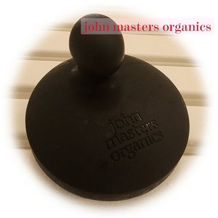 スキャルプシェイクブラシ/john masters organics/スカルプブラシを使ったクチコミ(1枚目)