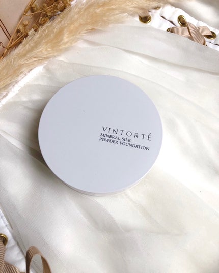 ミネラルシルクファンデーション(ケース・パフ付)/ヴァントルテ/パウダーファンデーションを使ったクチコミ(5枚目)