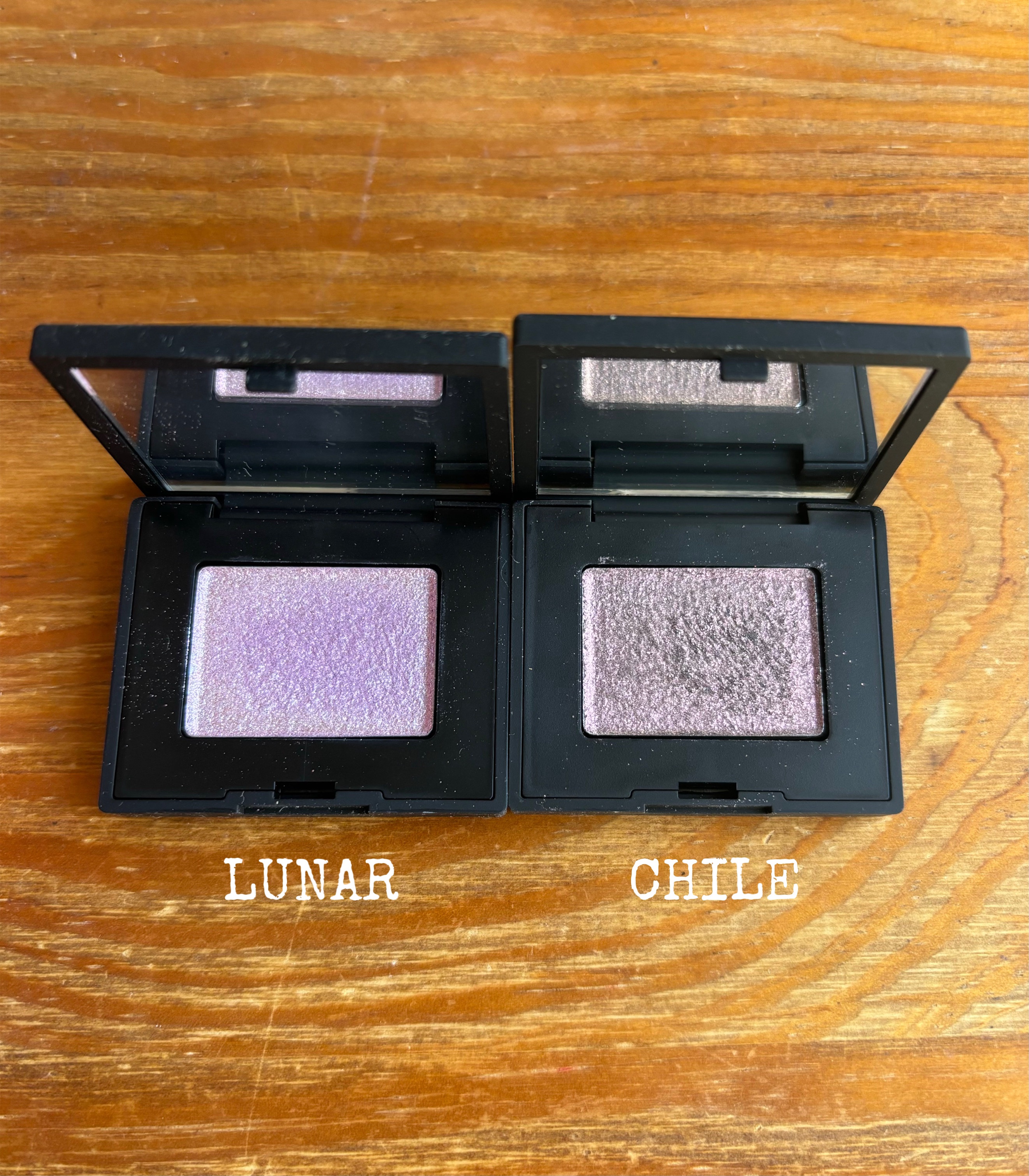 ハードワイヤードアイシャドー/NARS/単色アイシャドウを使ったクチコミ（2枚目）