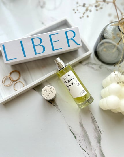 パフューム 30ml Flower Society /LIBER/香水(レディース)を使ったクチコミ(2枚目)