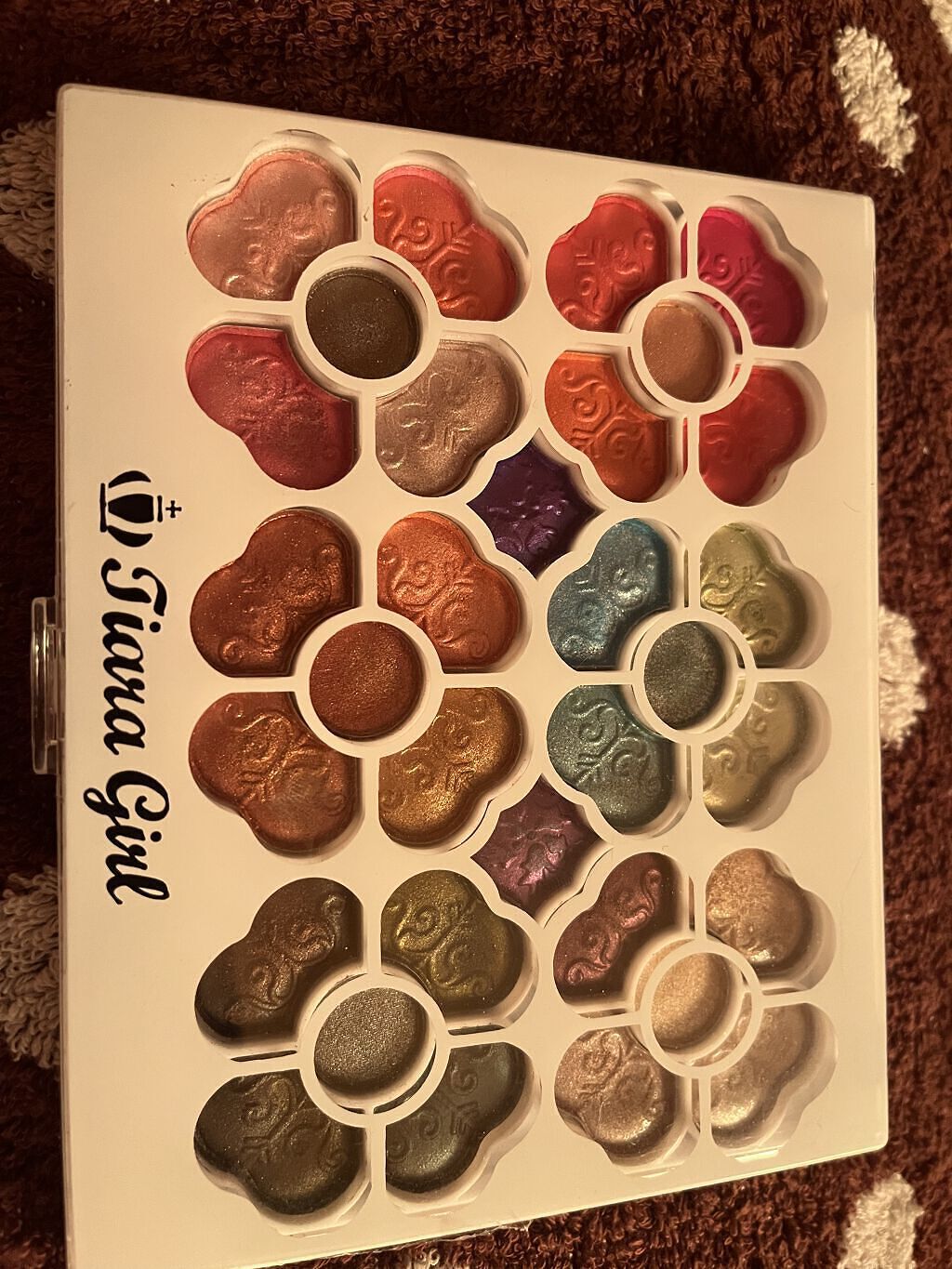 アイカラーパレット/ティアラガール/アイシャドウパレットを使ったクチコミ（1枚目）