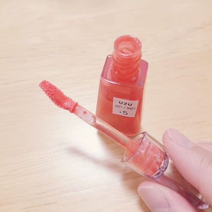 38°C / 99°F リップトリートメント (リップ美容液)/UZU BY FLOWFUSHI/リップケアを使ったクチコミ(2枚目)