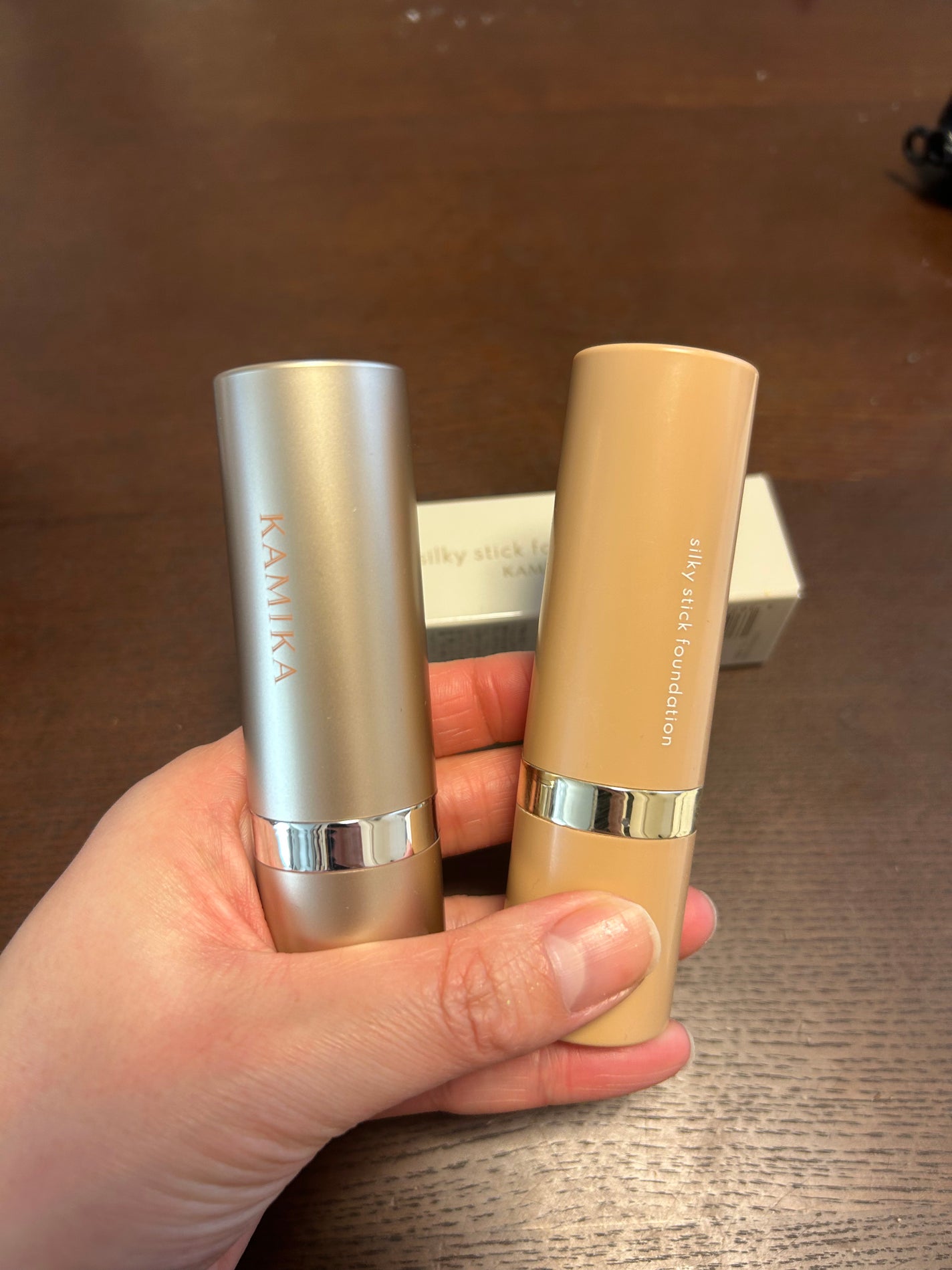 シルキースティックファンデーション/KAMIKA/その他ファンデーションを使ったクチコミ(4枚目)