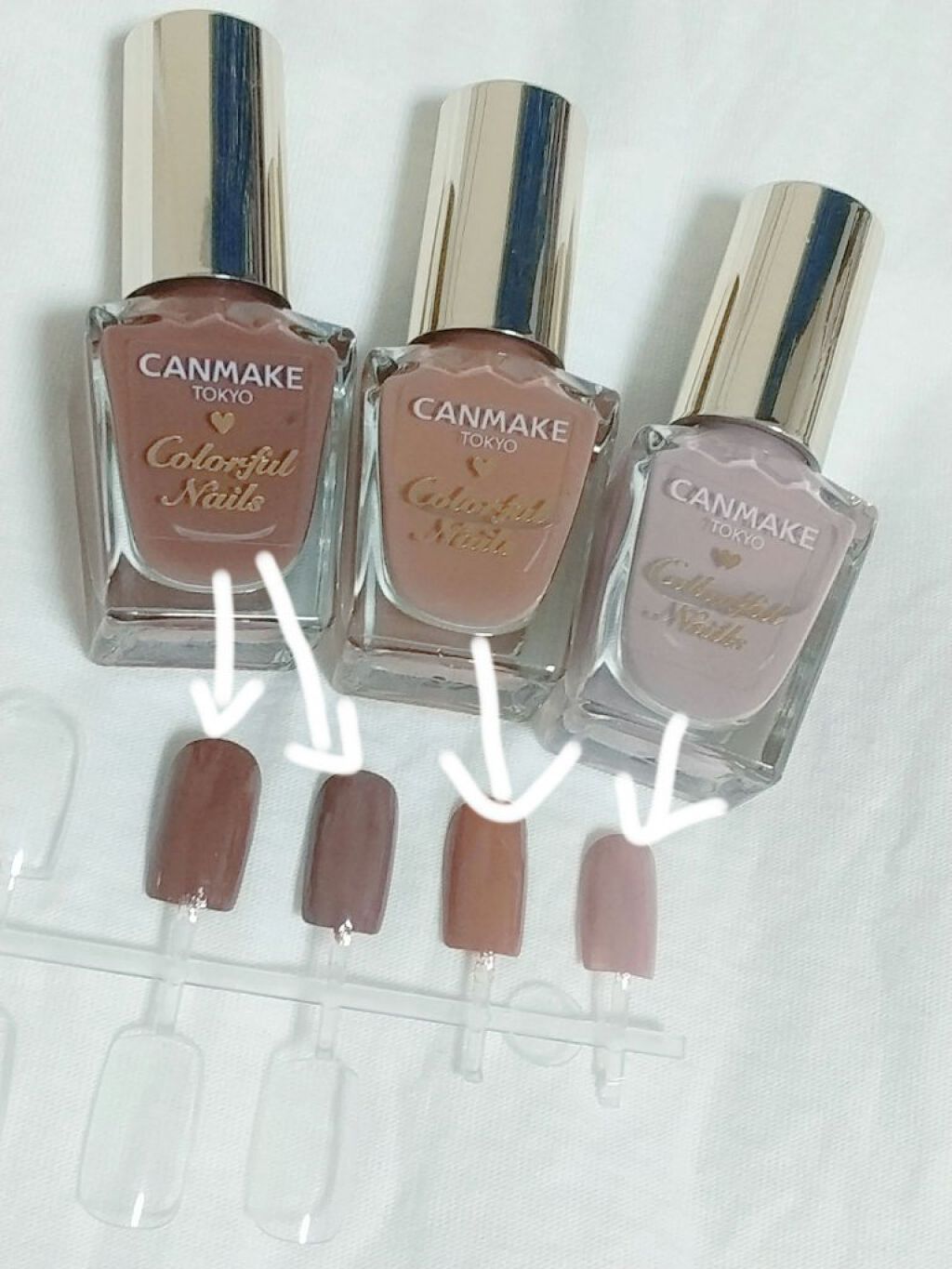 カラフルネイルズ/キャンメイク/マニキュアを使ったクチコミ（2枚目）