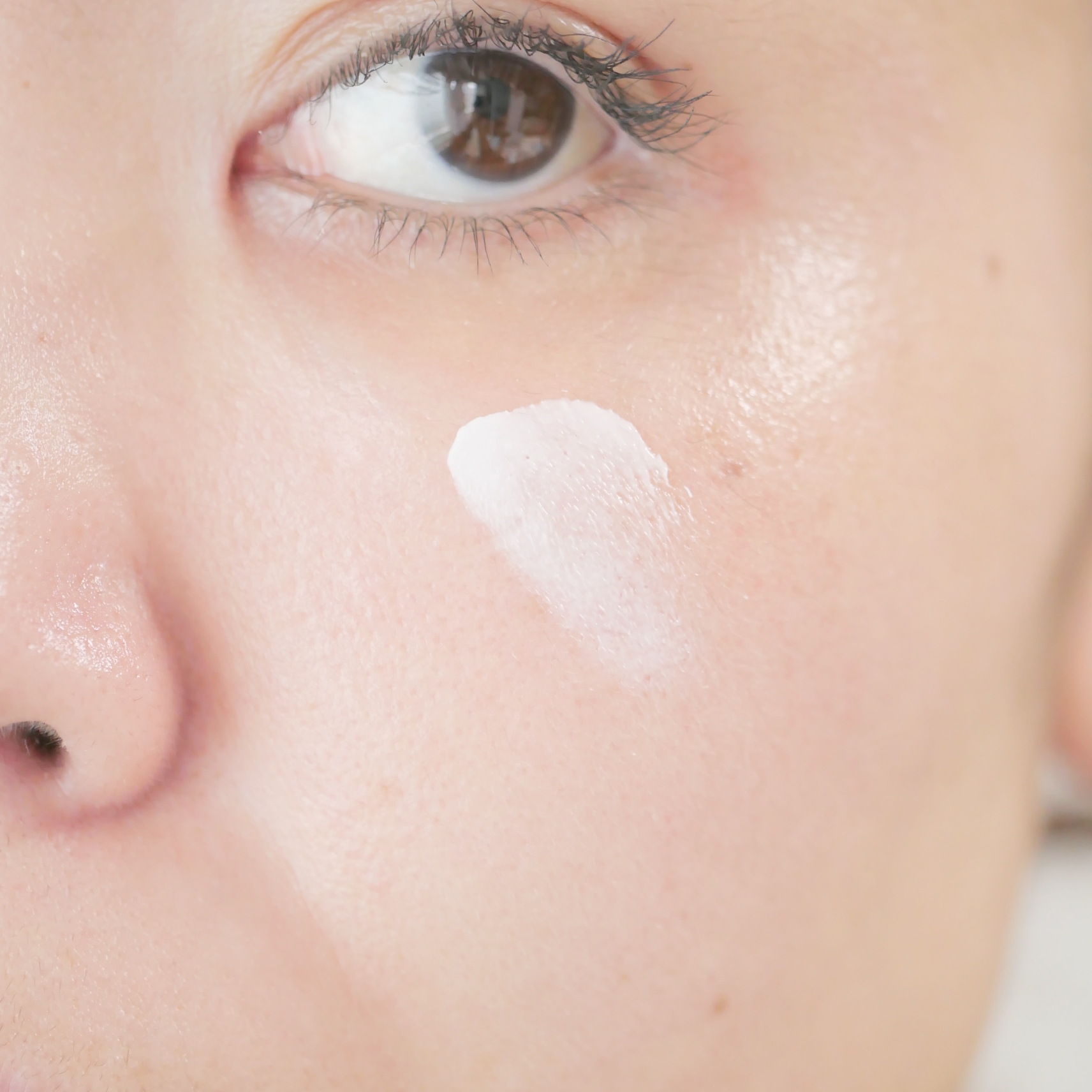 ヒアルーシカ ウォーターフィット サンセラム/SKIN1004/日焼け止めローションを使ったクチコミ（3枚目）